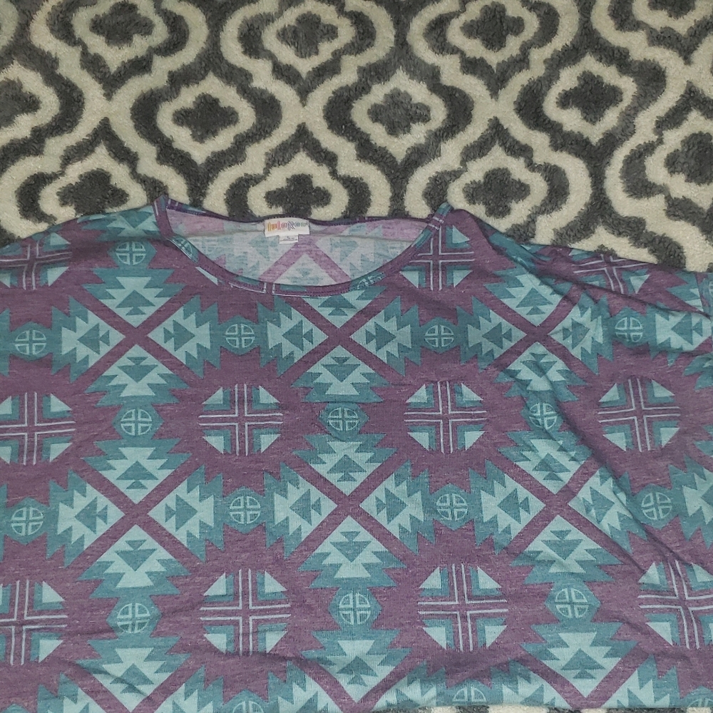 Lularoe Shirt